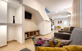 Byron Urban Apartment