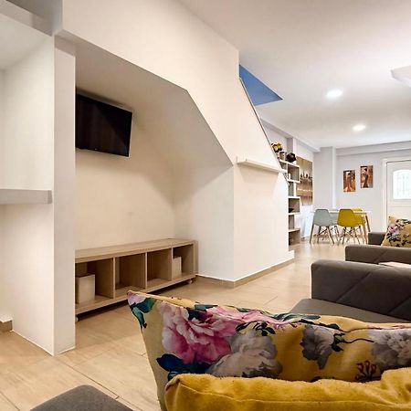 Byron Urban Apartment Καλαμάτα Εξωτερικό φωτογραφία
