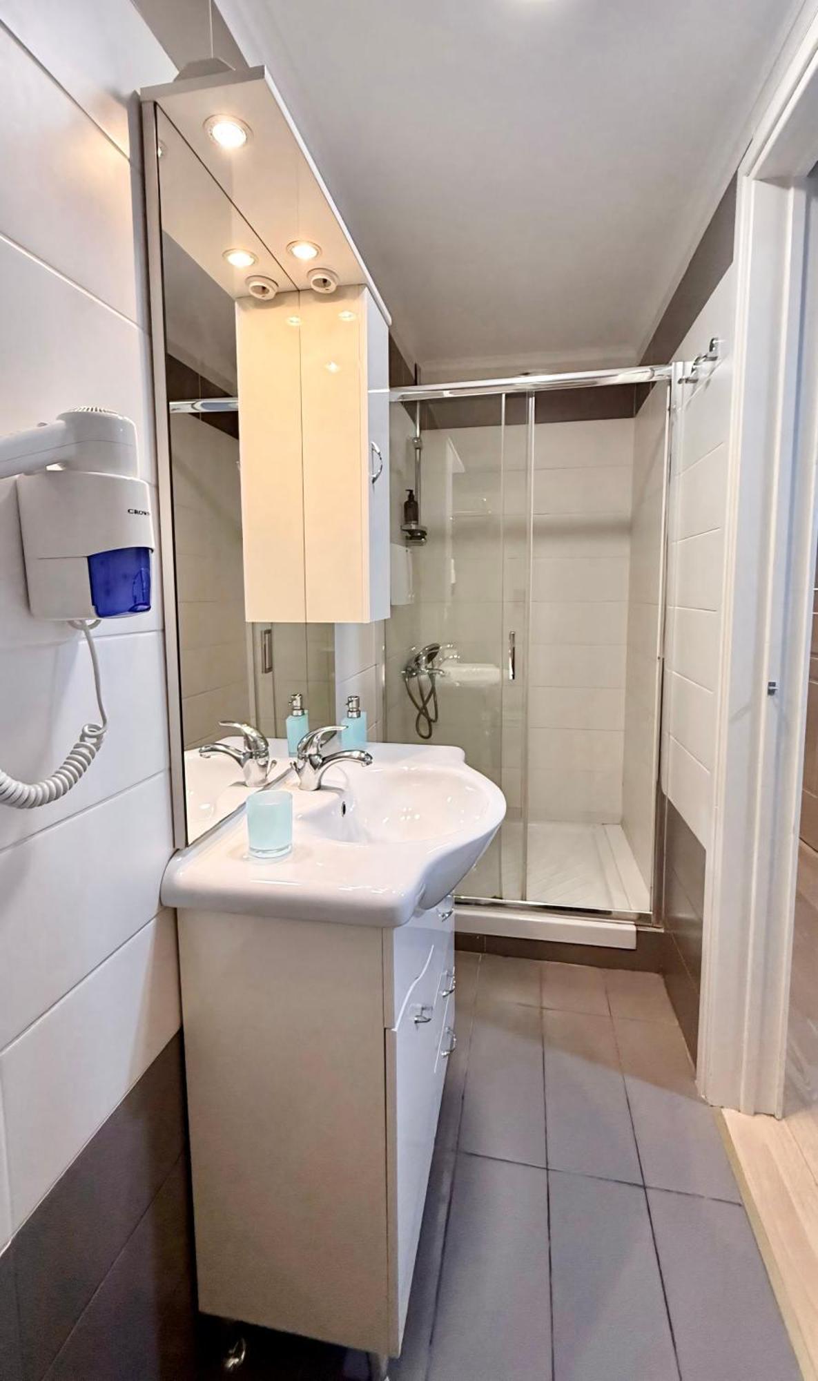 Byron Urban Apartment Καλαμάτα Εξωτερικό φωτογραφία
